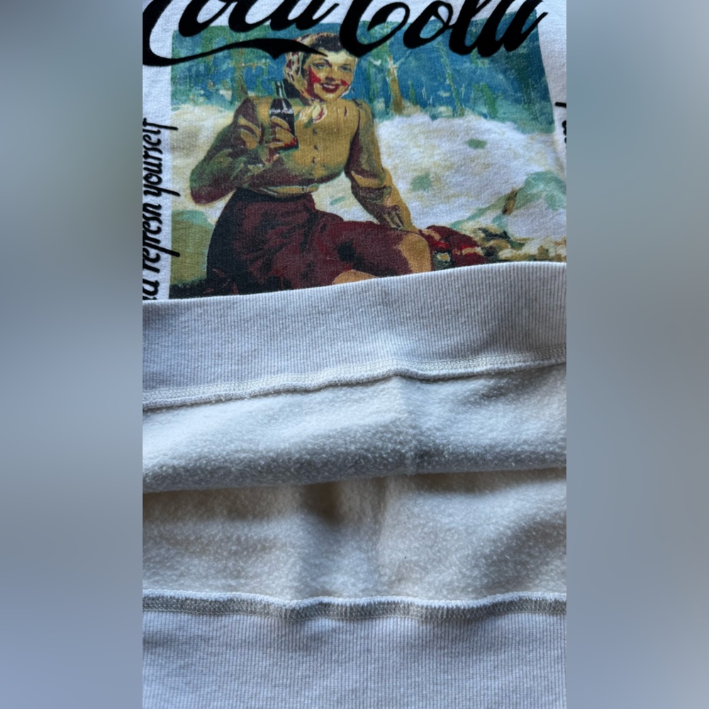 Lucky Brand Coca-Cola Sweatshirt M Limited Edition Retro Pin-Up Graphic Crewneck - Picture 8 of 9